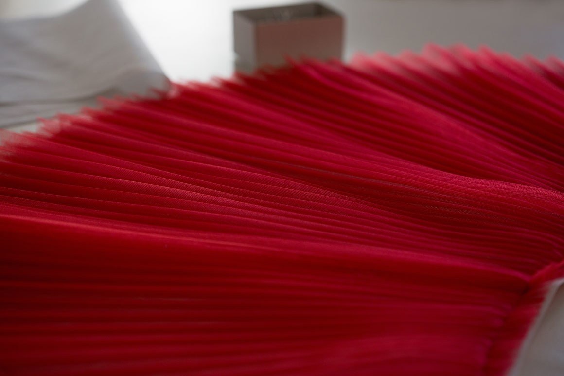 #_@sewing_https://fotostrana.ru/away?to=/sl/pFO2 making of the pleated dress from the Dior haute couture show, step by ... - 3