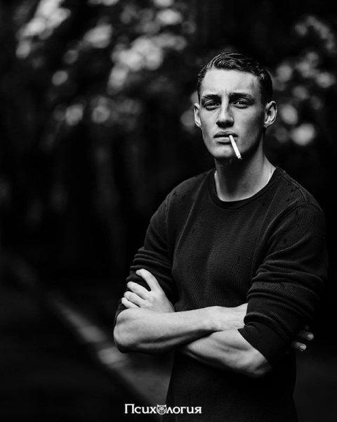 Когда сердце разбивается, это происходит беззвучно. Внутри у нас все надрывается от крика, но этого ...