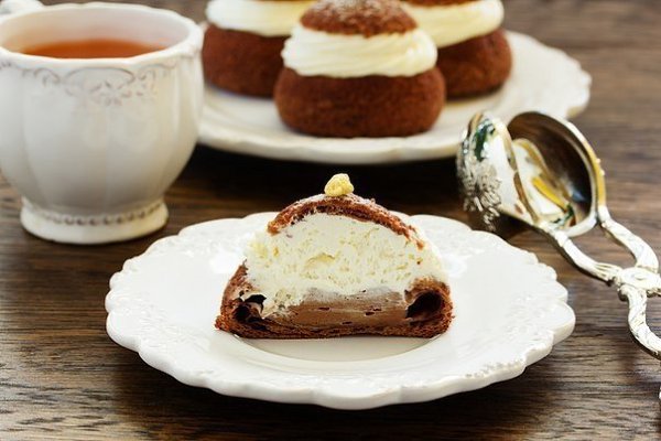 Кофейно-шоколадные шу. Вам потребуется: 1.Для Cremeux: - 250 г базового крема англез, - 100 г ... - 3