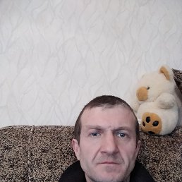 Олег, 49, Болград