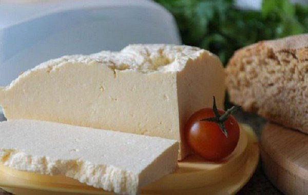 Очень вкусный домашний сыр.на 100грамм - 91.84 ккалБ/Ж/У - 10.69/3.75/3.91Ингредиенты:- молоко 2.5% ...