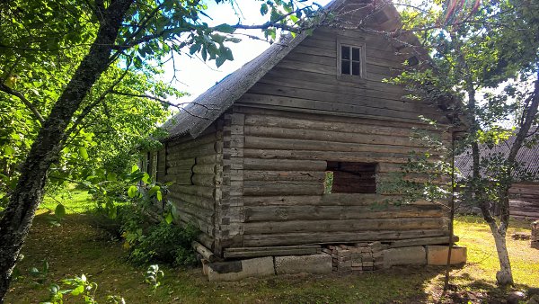 Предлагается к продаже зимний дом с хозяйством, расположенный почти у самой Латвийской границы, в ... - 6