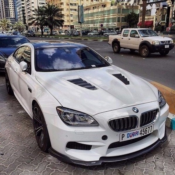 BMW M6 F06