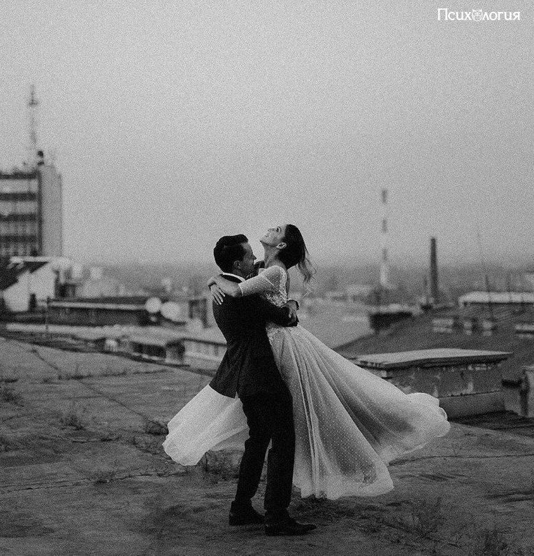 Если ты любишь человека, то люби его целиком, такого, как есть и не пытайся переделать. Никто не ...