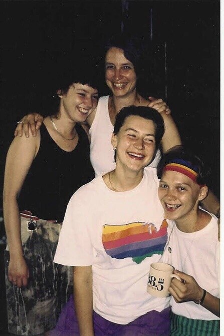 -ooo  o, 1991. - 4