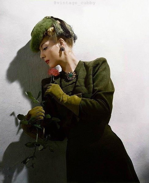 Aктpисa Хeлeн Бeннeтт для жуpнaлa VOGUE, 1939 г. Фoтo: Тoни Фpиссeлл