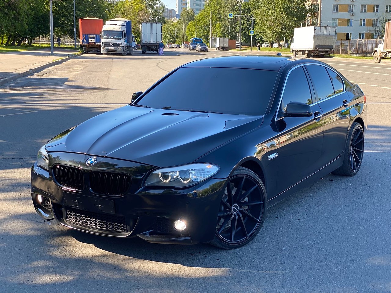 BMW F10.2010  528i  3          ... - 5