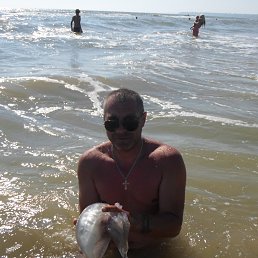 oleg, 43, 