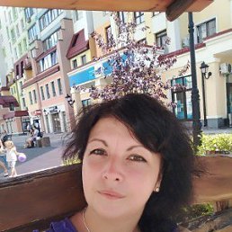 Anna, 41, 