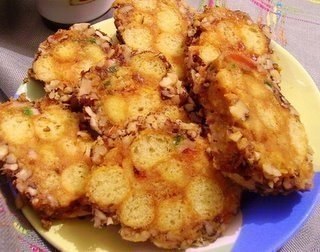 Пирожное из кукурузных палочек.Ингредиенты:- 150 г мармелада- 200 г очищенных грецких орехов- 2,5 ...