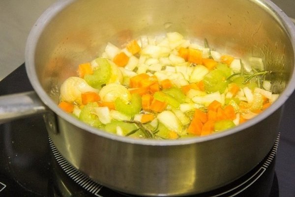 Паста с куриными сердечками и печенью.Ингредиенты: Сердечки куриные — 100 г Печень куриная — 100 г ... - 2