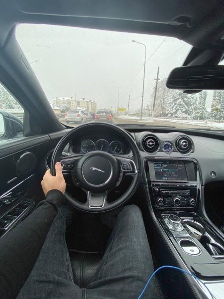 Jaguar XJ 5.0 компрессор 510сил, 2010год, пробег 160тыс, машина в идеале как внешне, так и ... - 2