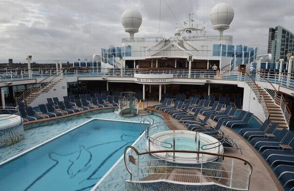 Ruby Princess – этот лайнер, как яркая жемчужина в море, предназначенный для круизов и романтических ... - 2