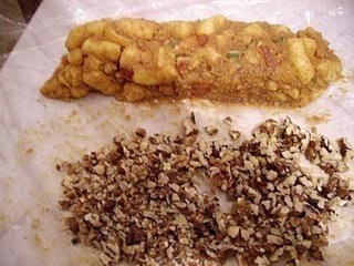 Пирожное из кукурузных палочек.Ингредиенты:- 150 г мармелада- 200 г очищенных грецких орехов- 2,5 ... - 3
