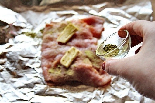 Свинина с ветчиной и сыром. Простое, однако очень вкусное блюдо, а красиво подав его к столу ни кого ... - 7