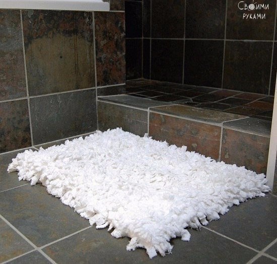 Коврик из старого полотенца