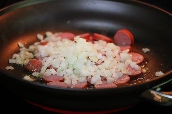 Паста с пряными колбасками.Нация, которая ест макароны с хлебом - непобедима! А как насчет ... - 2