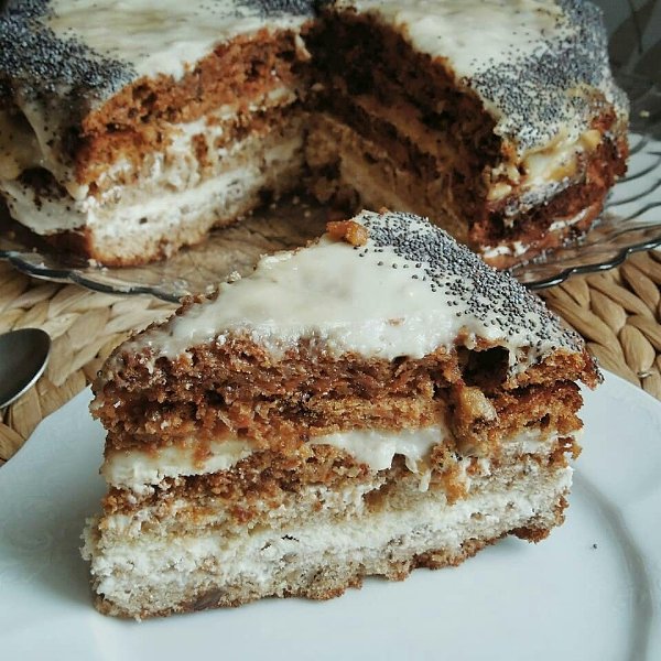 Морковный торт с заварным кремом. Этот рецепт необычный. И по вкусу отличается от классики . Но ...