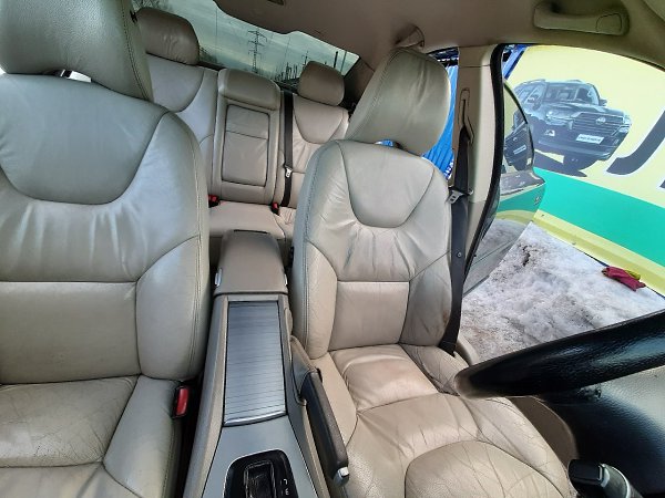 Киров. 350000р. Обмен. Volvo S60 2006. Мотор 2.4, шепчет. АКПП. Продаю хороший шведский автомобиль. ... - 9