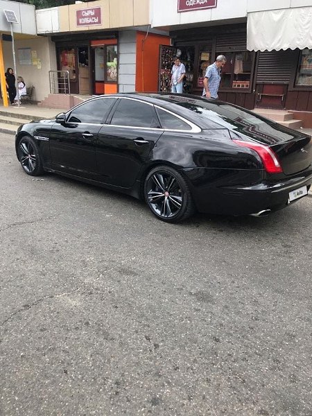 Jaguar XJ 5.0 компрессор 510сил, 2010год, пробег 160тыс, машина в идеале как внешне, так и ... - 4