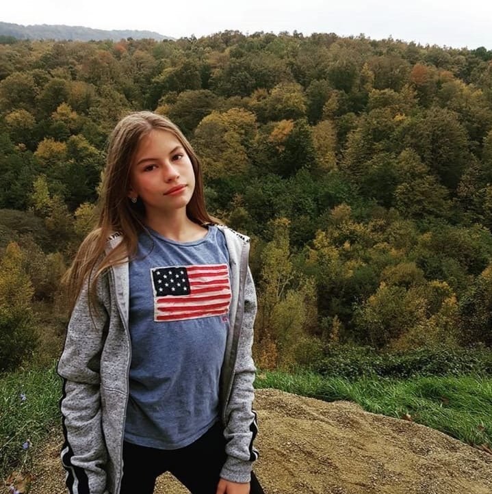 Самый молодой она молодая