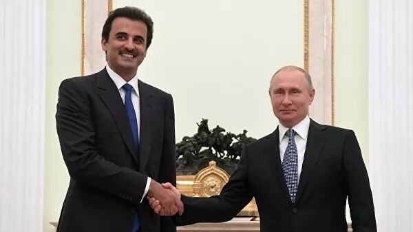Путин обсудил с эмиром Катара урегулирование в Ливии.Президент России Владимир Путин обсудил по ...