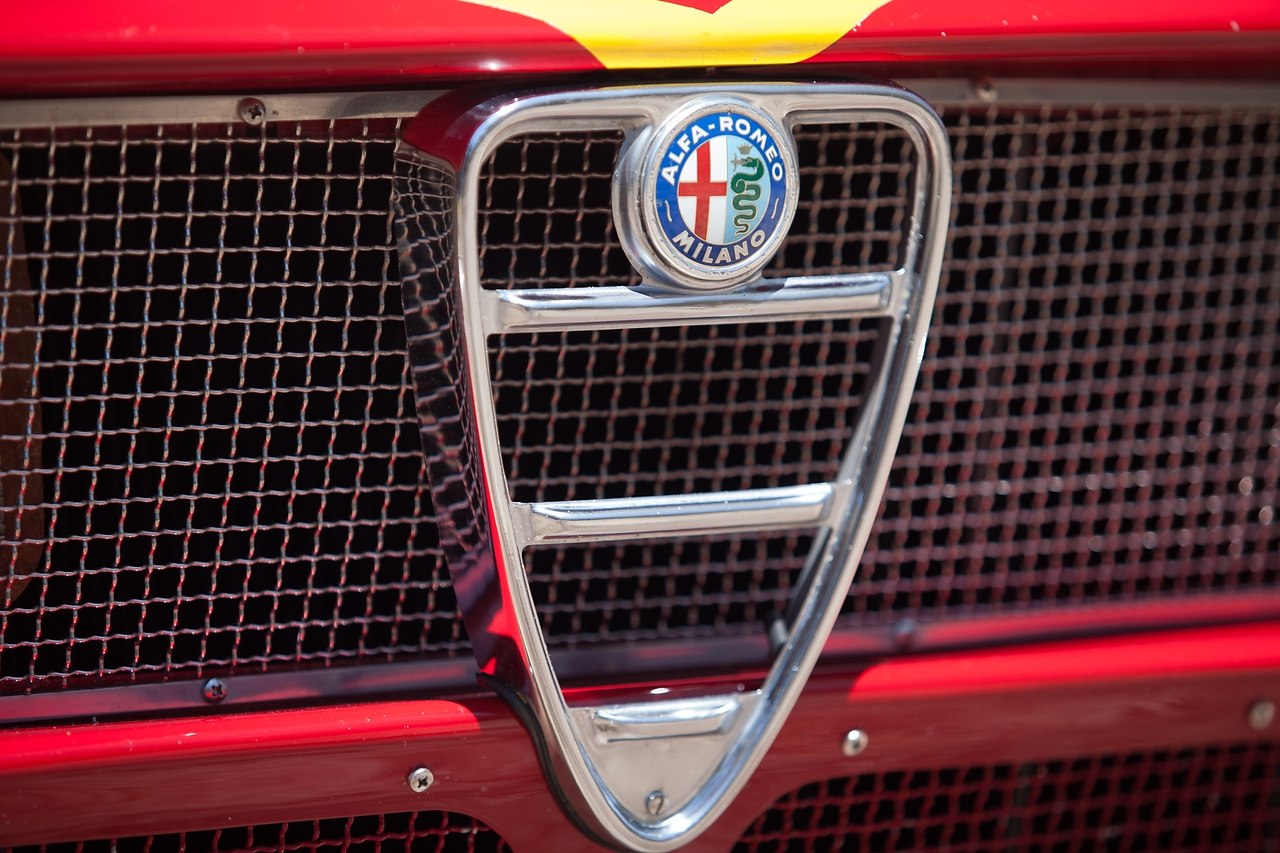 #AlfaRomeo@autocult - 4