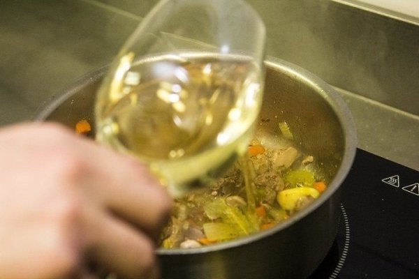 Паста с куриными сердечками и печенью.Ингредиенты: Сердечки куриные — 100 г Печень куриная — 100 г ... - 4