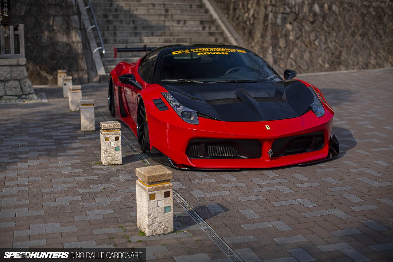 #Ferrari@autocult - 2