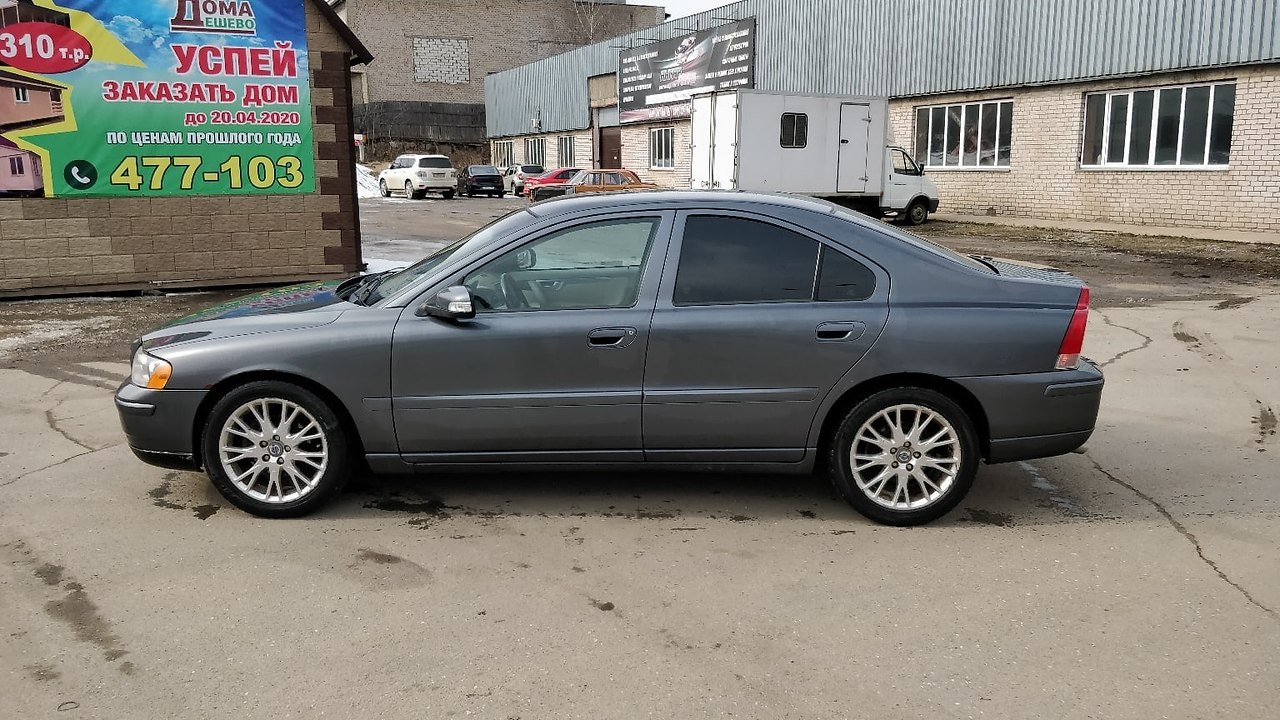 . 350000. . Volvo S60 2006.  2.4, . .    . ... - 6