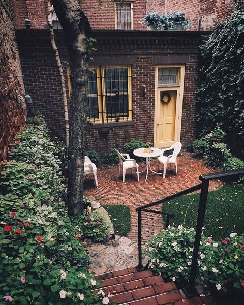 Boston - 8