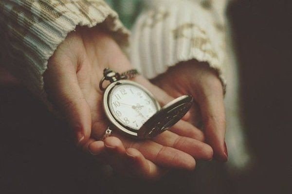 Не ищите никогда никому никаких оправданий. Если человек так поступил, значит он так хотел.