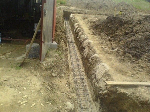 Отличный компактный дом с гаражом 14х14. Небольшой фотоотчёт этапов строительства прилагается - 2