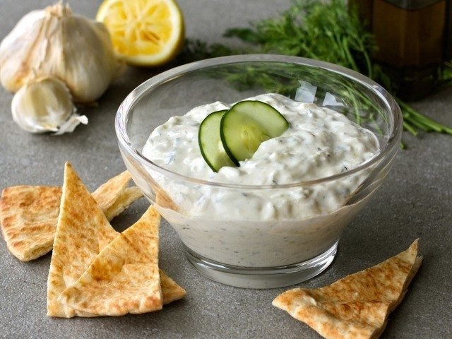 Огуречный соус вместо майонеза! Изумительно вкусный и простой в приготовлении соус для овощей, мяса, ...