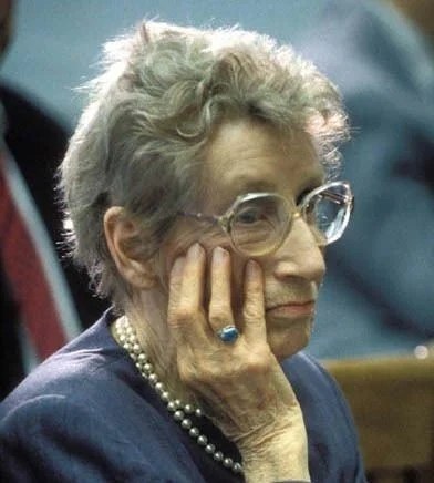      ,      . 1982  1992 ...