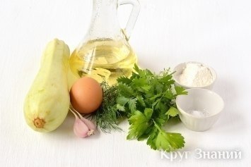 Оладьи из кабачков.Шаг 1Для приготовления оладий из кабачков нам понадобится кабачок (250г), укроп и ... - 2