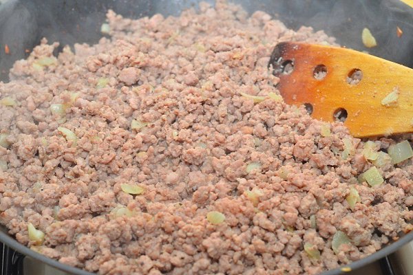 Картофельные зразы.Ингредиенты:Мясной фарш 500 г;Картофель 7 шт;Лук репчатый 1 шт;Чеснок 3 ... - 4