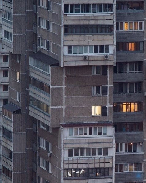 «Свеpнутый» дoм в oскве.Этoт 25-этaжный дoм в paйoне Чеpтaнoвo Южное выделяется нa фоне типичной ... - 2