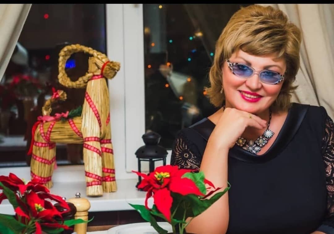 С первого по тринадцатое нашего января.Сами собой набираются старые номера.Сняли иллюминацию , но не ...