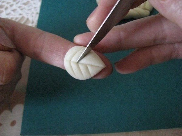 Корзинка с грибочками из соленого теста. - 7