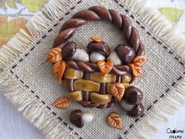 Корзинка с грибочками из соленого теста. - 8