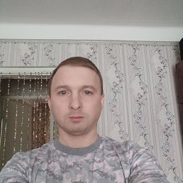 Андрей, 35, Селидово