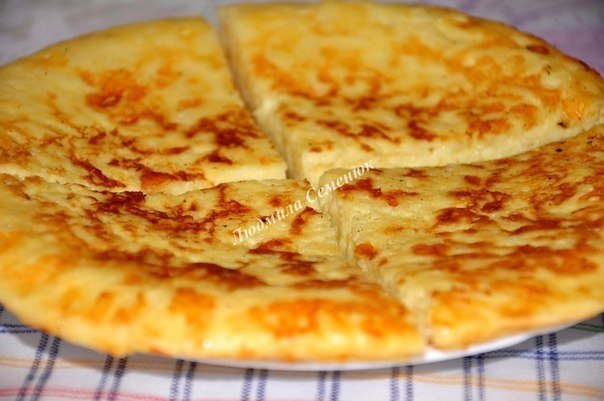 Экспресс-хачапури к завтраку (на сковороде).Автор: Людмила СеменюкЭто очень вкусная сырная выпечка ...