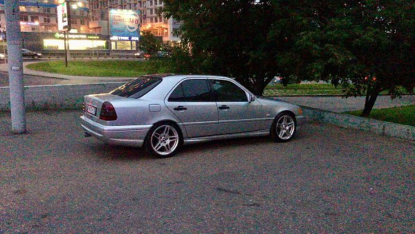   4.3 amg 306  2000.  2.0 136 1997      ... - 3