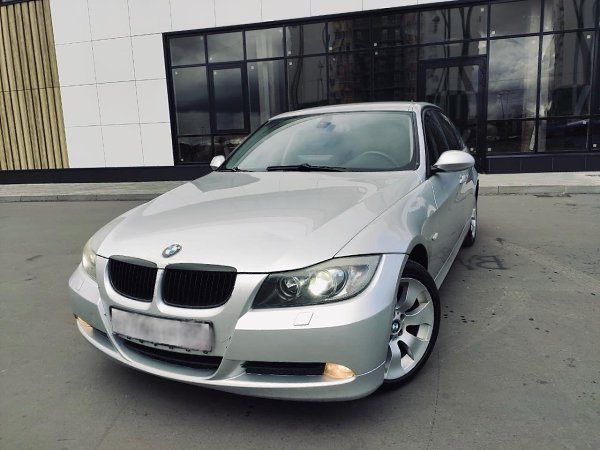BMW 320 i 2008 год. Мотор : 2.0 AT ( 156 л.с ) Цена : 500.000 руб Телефон : +7-995-670-51-40 Место ... - 2
