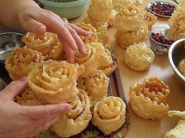 ВКУСНЕЙШЕЕ Татарское НАЦИОНАЛЬНОЕ блюдо УРАМА или ПАУРСАК.ИНГРЕДИЕНТЫ : 1.мука 2.6 яиц 3.1 ...