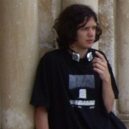 ������, ����, 33 ����