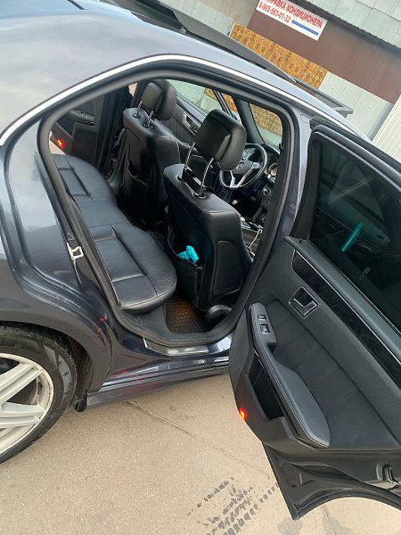 Mercedes-Benz E350 w212 3.5 v6 306л/с 2011 года.Пробег: 140.800 км Владельцев по ПТС: 1 Количество ...