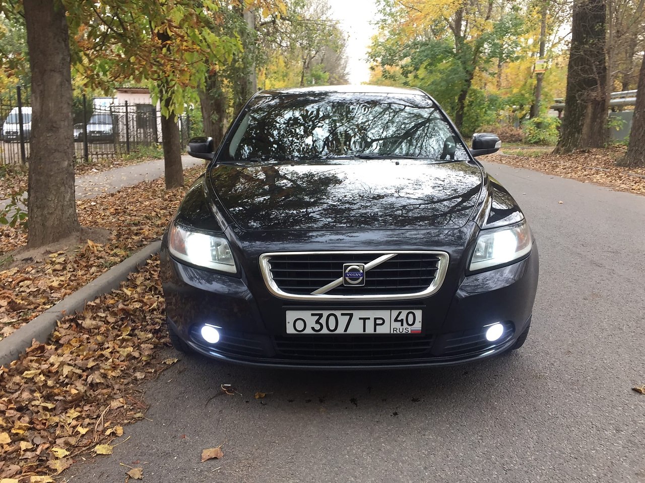 Volvo s40 1.6 MT.208.000 .   450.000  /   ...