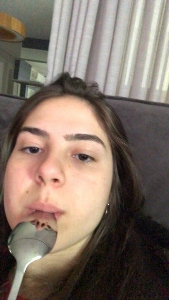 .  -    )))